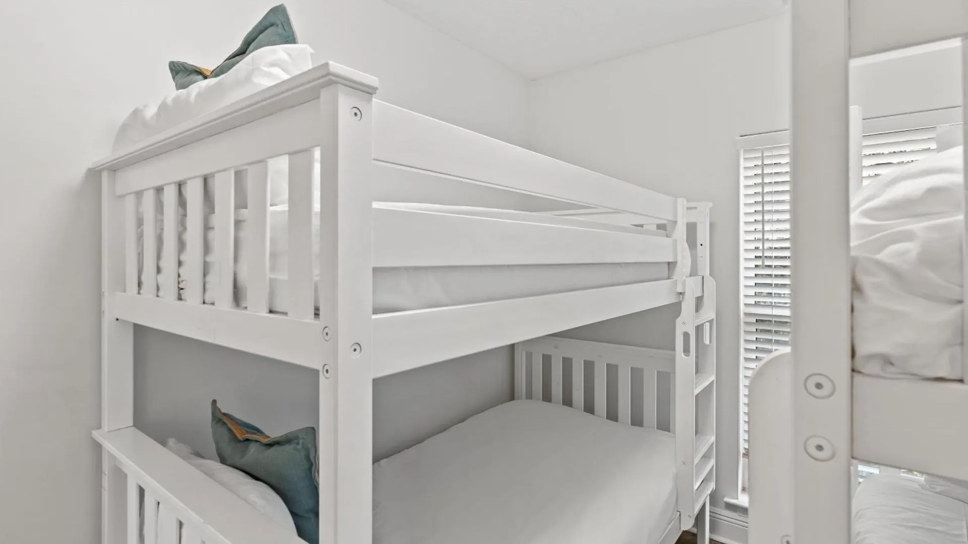 Дом отдыха Tidal Charm By Avantstay Walk To Beach Community Pool Balcony Ocean Views Панама-Сити